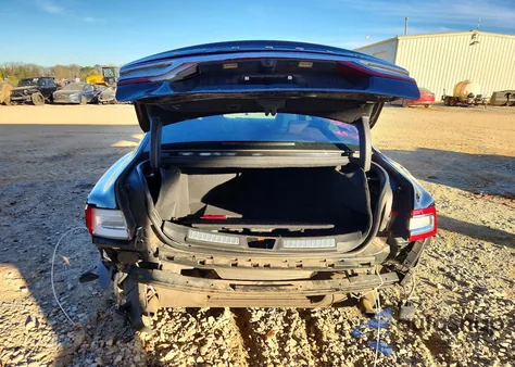 2017 Lincoln Continental Reserve z USA, uszkodzony, nr VIN 1LN6L9NC9H5618775